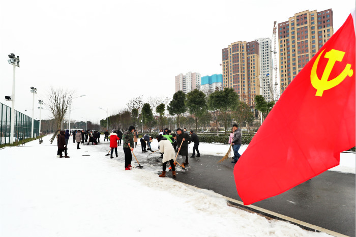 一場(chǎng)雪，體育中心美得不要不要的 但最美的風(fēng)景還是他們(圖7)